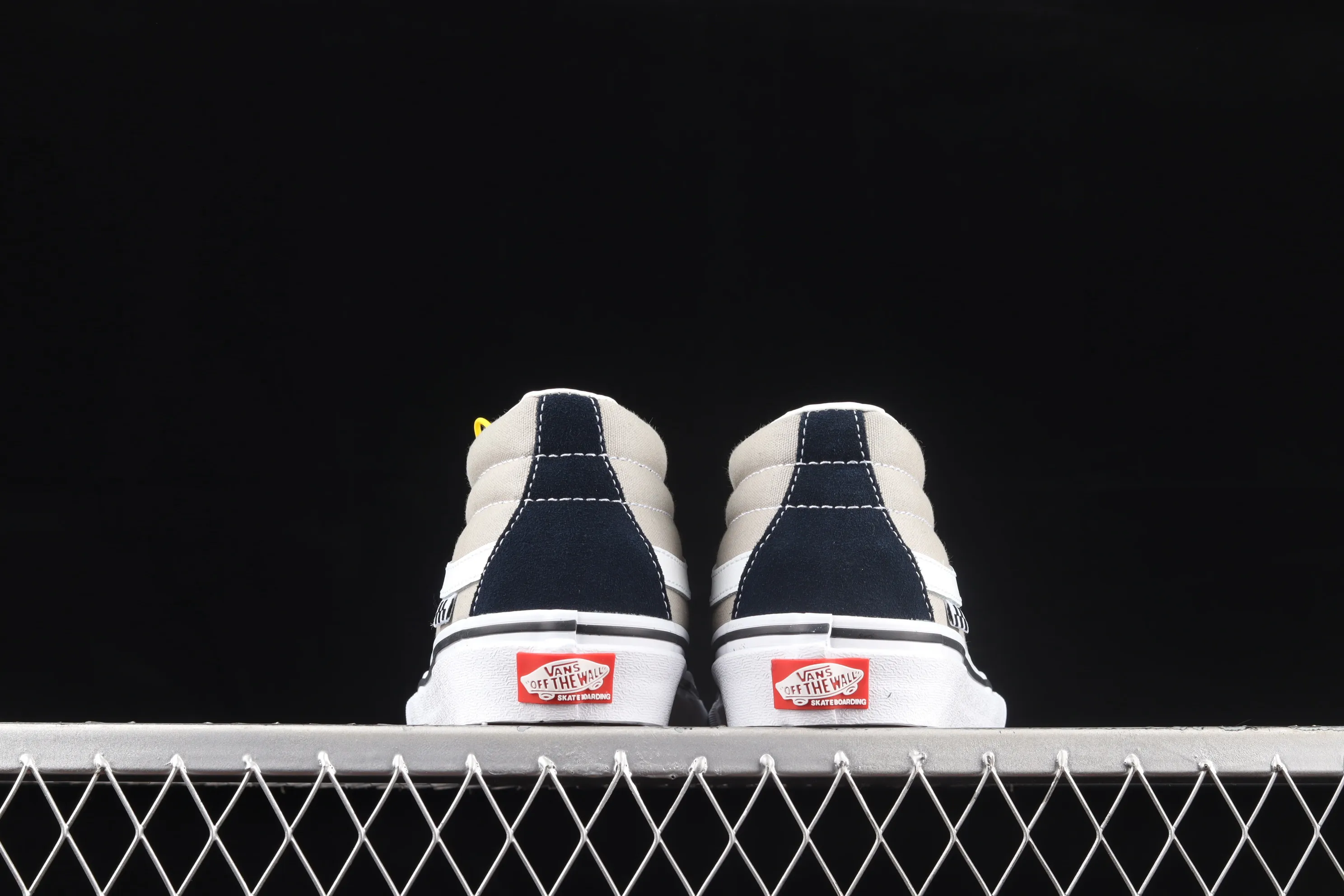 All categories Vans Vans series Vans Mid Vans China Vans SK8-Mid Pro Vans official side checkerboard small label mid-top professional skateboard shoes VN0A3WM32PD